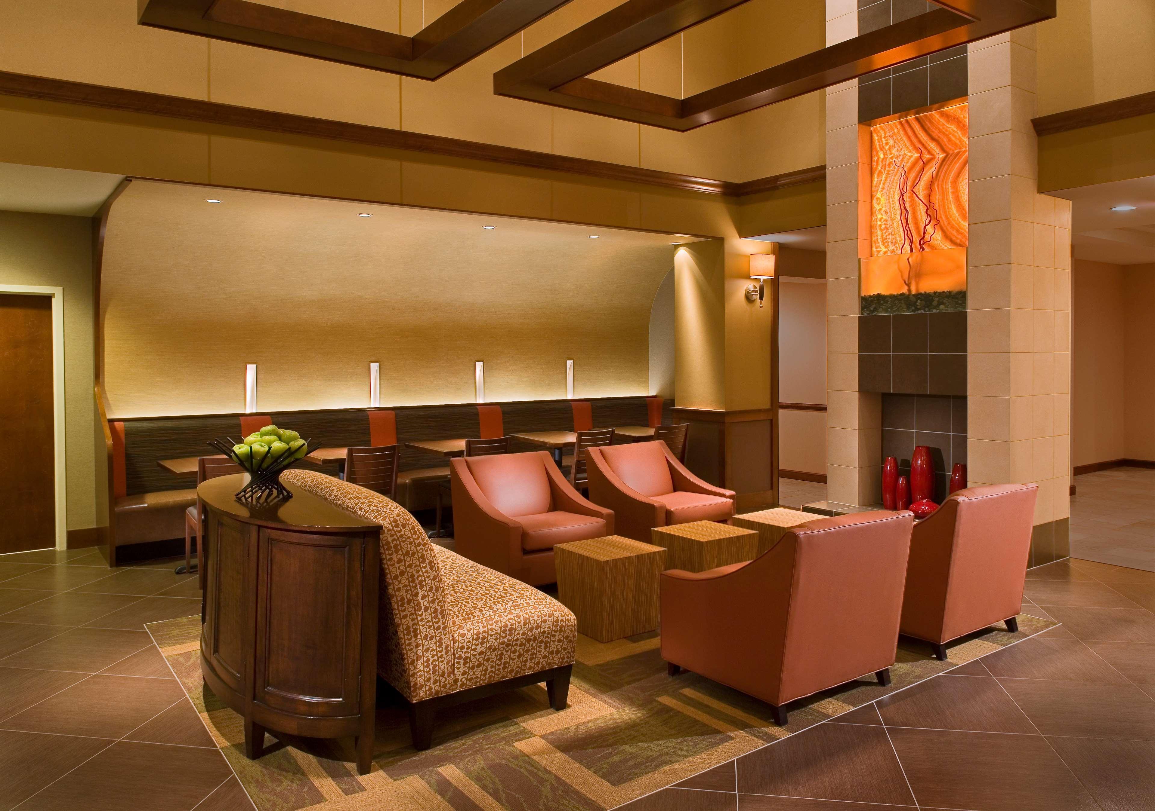 Wyndham Garden Kansas City Airport Экстерьер фото