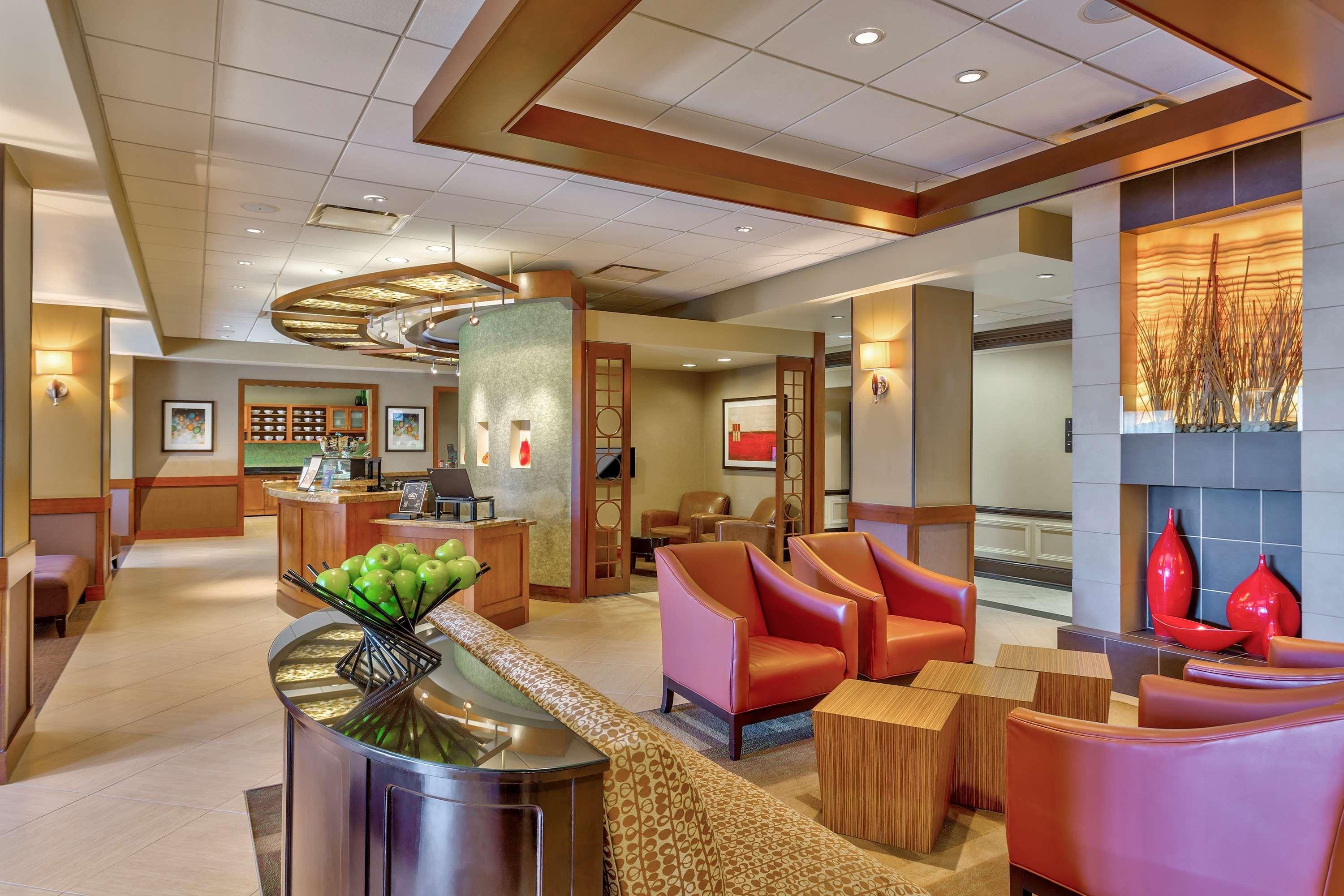 Wyndham Garden Kansas City Airport Экстерьер фото